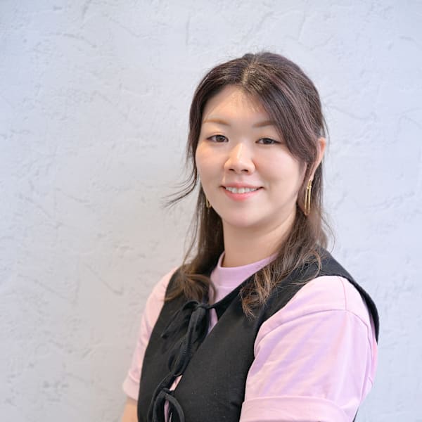 IMAGE-A eyelash あざみ野店【イメージア アイラッシュ アザミノテン】のスタッフ紹介。ハルナ