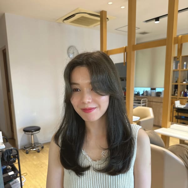 レイヤーカット|ZELE 大和八木