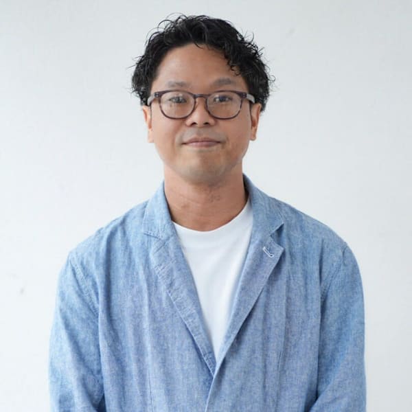 Hair ruup Rell design works【ヘアループレル デザインワークス】のスタッフ紹介。仲宗根 佑