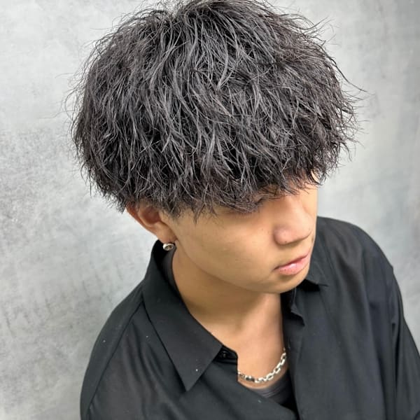 縦落ちツイストスパイラルパーマ