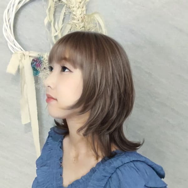 くびれミディアムレイヤー|High street Hair