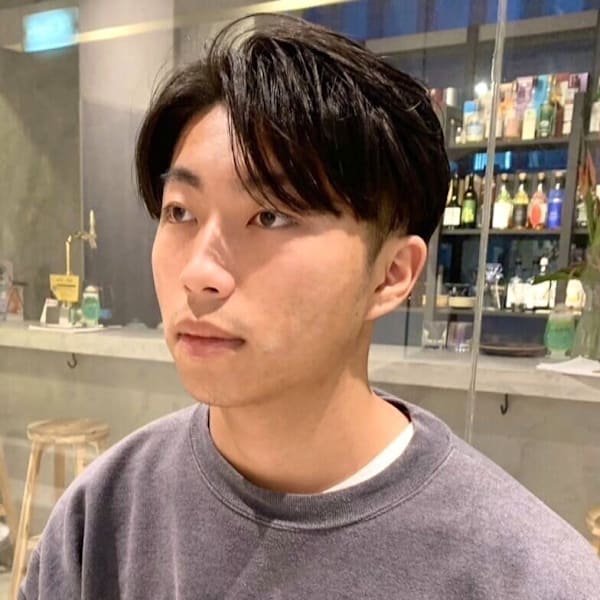 ストレート センターパート 前髪ストレート ビジネス 30代