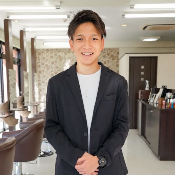 BALANCE. beauty resort【バランスビューティーリゾート】のスタッフ紹介。樋口智士