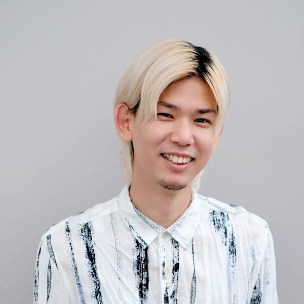 est-r.Fukuoka【福岡博多店】【エストアールフクオカ フクオカハカタテン】のスタッフ紹介。Takahiro
