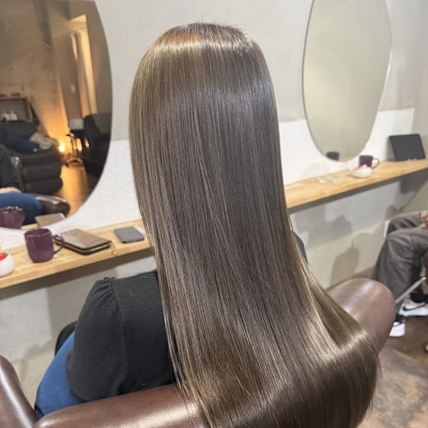 髪質【艶髪エステコース】|Pompadour