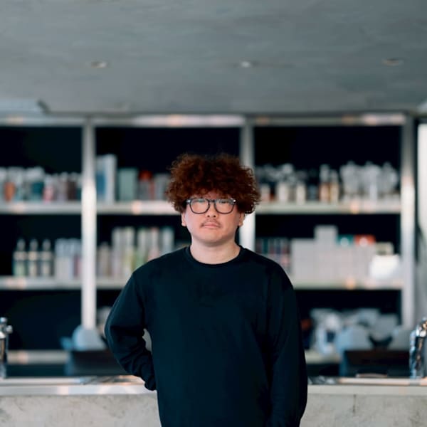 【メンズ個室サロン】ALL DAY HELLO'S【メンズコシツサロン オールデイハローズ】のスタッフ紹介。長谷川　しゅん