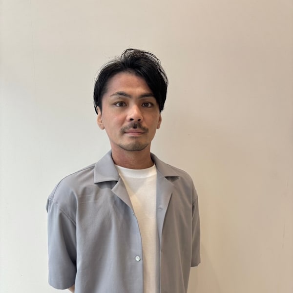 tocca hair&treatment 中目黒店【トッカ ヘアアンドトリートメントナカメグロテン】のスタッフ紹介。渡部 裕紀