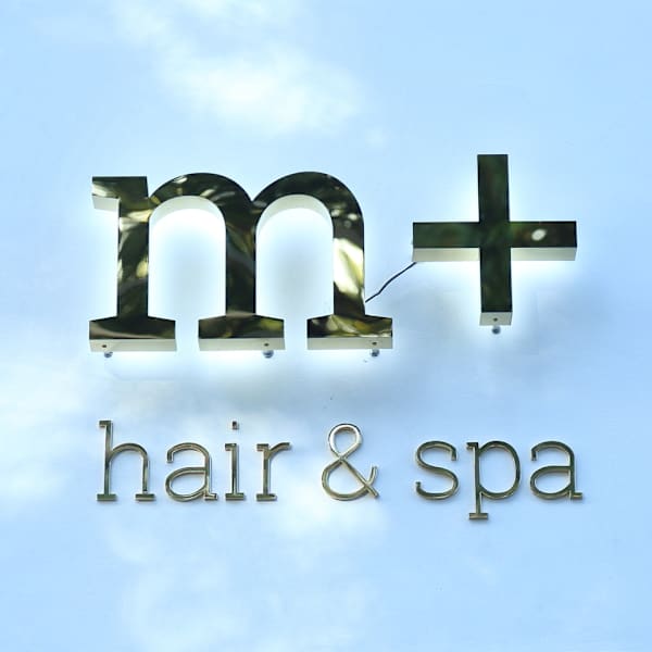 m+ hair&spa【エムプラスヘアーアンドスパ】のスタッフ紹介。sayuri