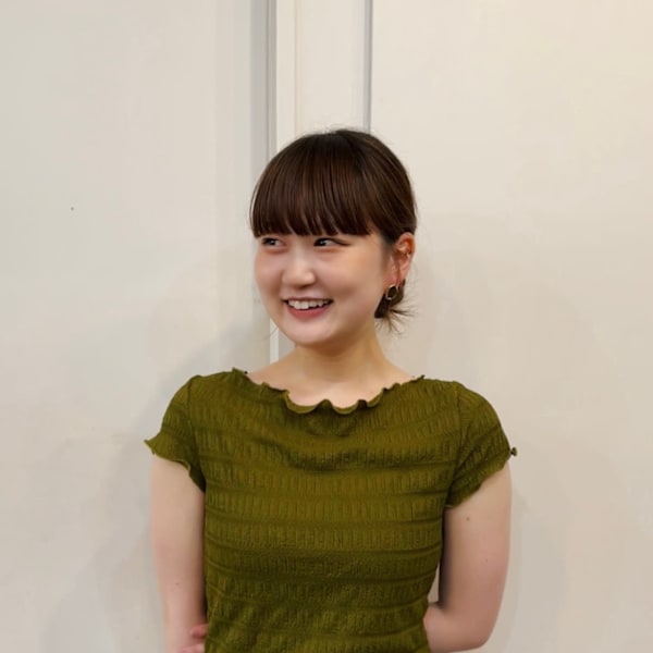 huge 表参道【ヒュージ オモテサンドウ】のスタッフ紹介。柳瀬和香奈