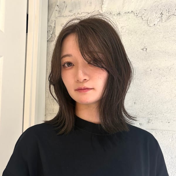 【YOKE】オリーブベージュくびれボブレイヤーブリーチなし