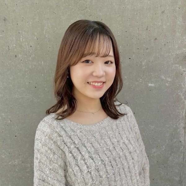 Re:sta by neolive 浅草店【リスタ バイ ネオリーブ アサクサテン】のスタッフ紹介。古城 美奈