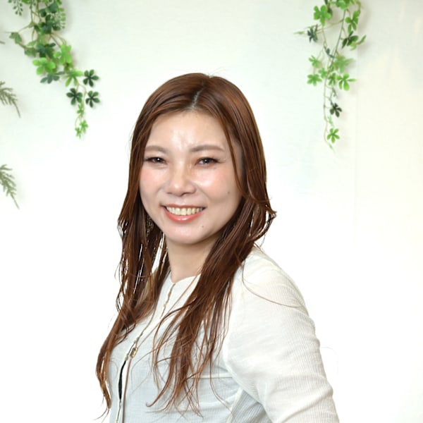 nina 【ニーナ】三軒茶屋【ニーナ　サンゲンヂャヤ】のスタッフ紹介。Ruriko