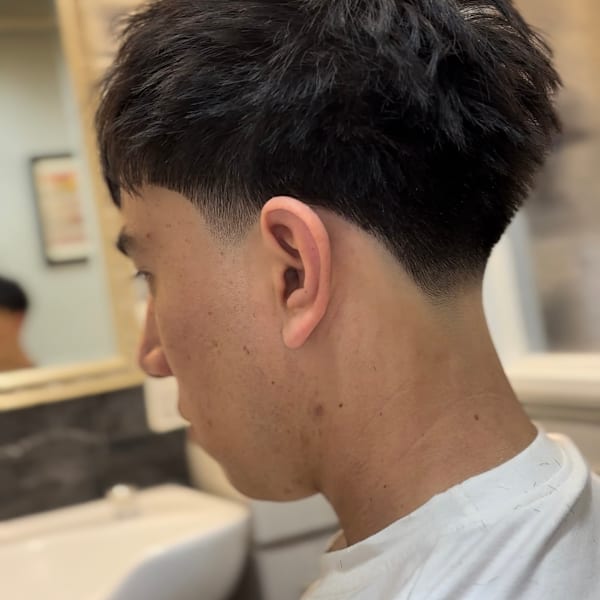 テーパーフェードスタイル|Million Bucks barber shop 上野