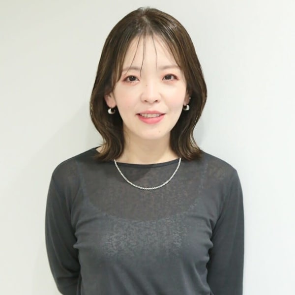 ROW 横浜【ロウ】【ロウヨコハマ】のスタッフ紹介。三島 ひとみ