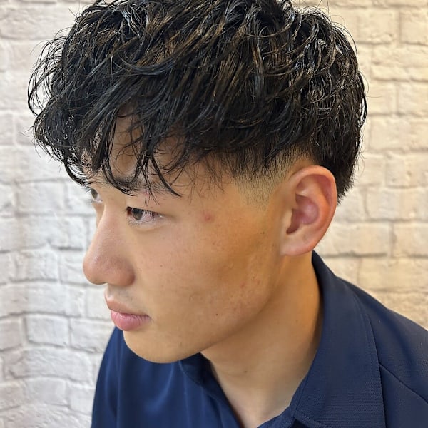 【クセの無い髪に"自然なクセ"を】