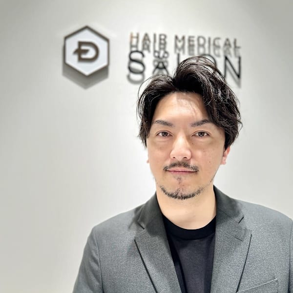 ヘアメディカルサロン 完全個室・髪質改善専門店 福岡【ヘアメディカルサロン カンゼンコシツ カミシツカイゼンセンモンテン フクオカ】のスタッフ紹介。吉海 慎吾