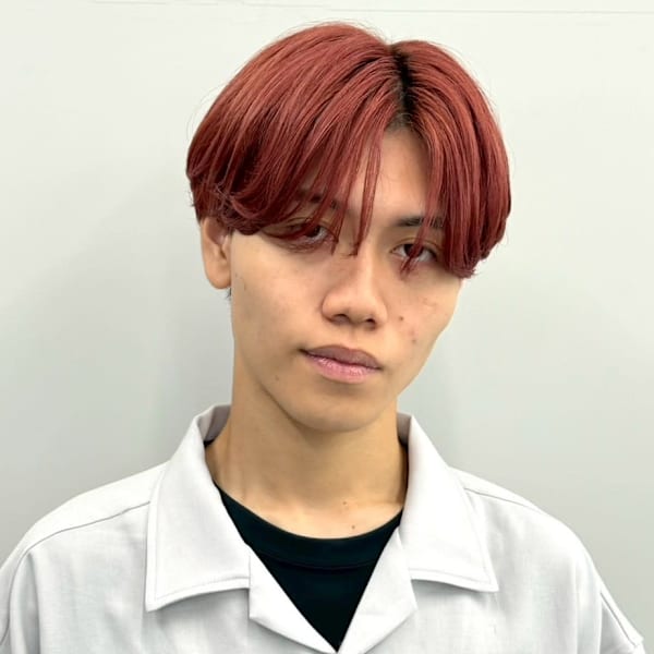 センターパート レッドカラー ブリーチ センターパート