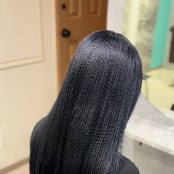 ブルーブラック×ブリーチカラー