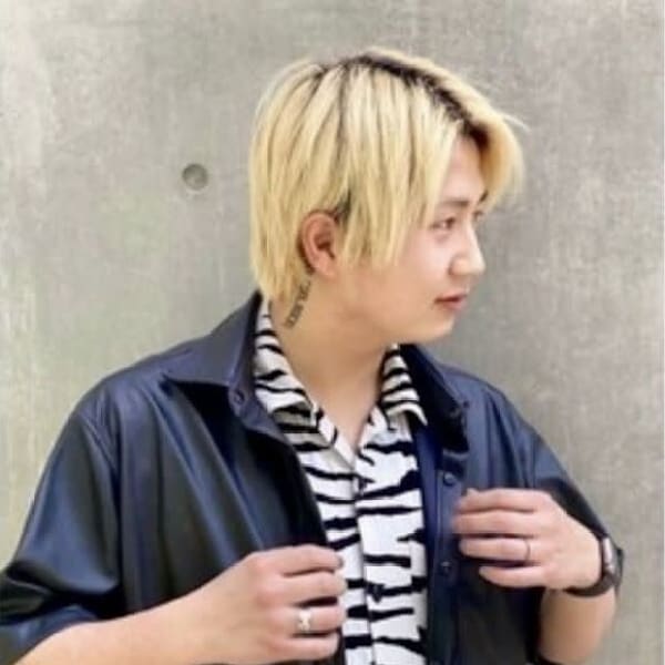 Coby by Zina 梅田茶屋町【コビーバイジーナウメダチャヤマチ】のスタッフ紹介。hikaru