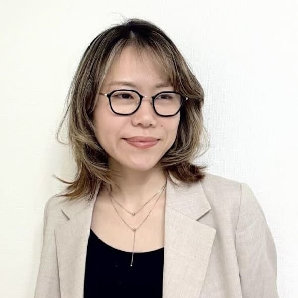 全席個室美容室 Zina 大阪茨木 髪質改善&トリートメント【ゼンセキコシツビヨウシツ ジーナ オオサカイバラキ】のスタッフ紹介。Aya