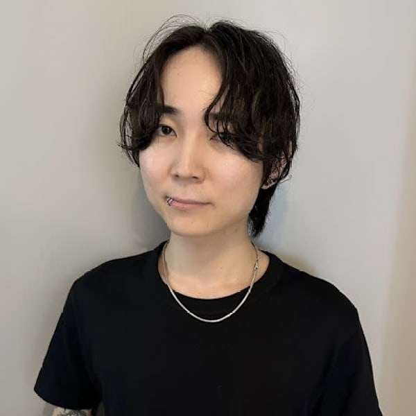 全席個室美容室 IA by Zina 渋谷 髪質改善&トリートメント【ゼンセキコシツビヨウシツ イア バイジーナ シブヤ カミシツカイゼンアンドトリートメント】のスタッフ紹介。片島 蓮 【渋谷】