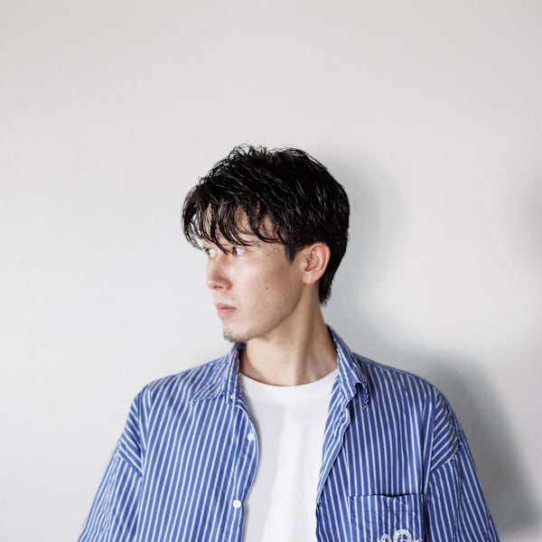 センターパートニュアンスパーマ|URBAN