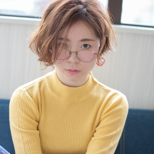 透け感　前下がりショート　ボブ|URBAN