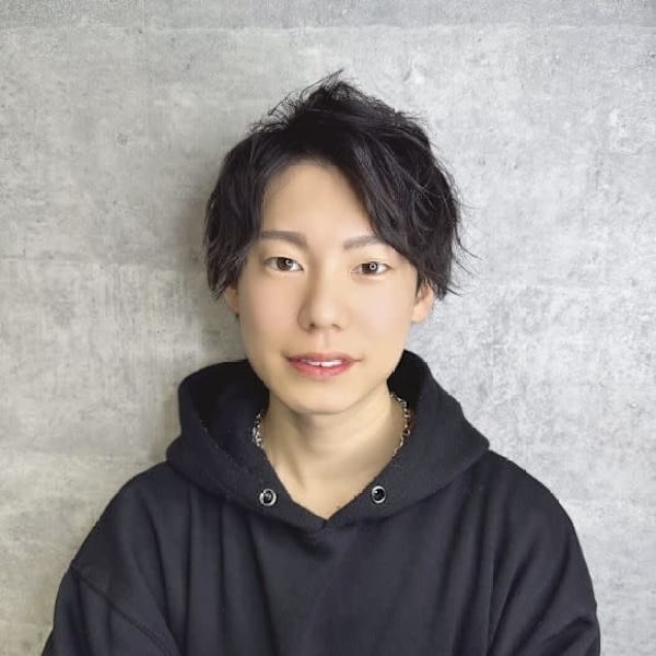 _WHITE 鳳店【アンダーバーホワイトオオトリテン】のスタッフ紹介。瀧川 涼介