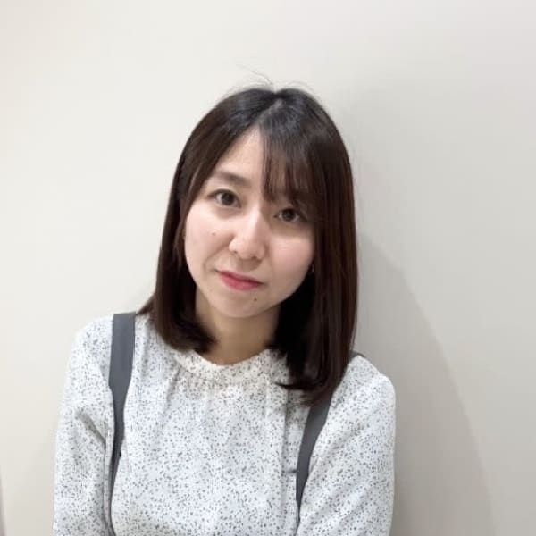 全席個室美容室 Zina 船橋 髪質改善＆トリートメント【ゼンセキコシツビヨウシツ ジーナ フナバシ カミシツカイゼン】のスタッフ紹介。杉川 智香