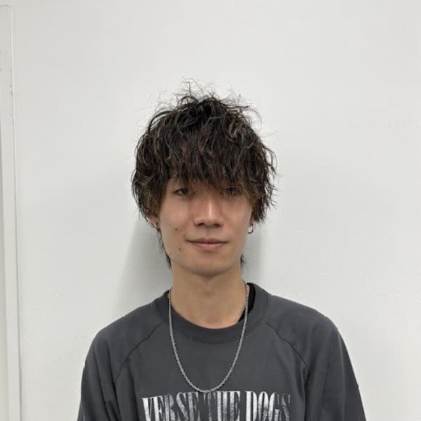 DISCO 銀座 【ディスコ ギンザ】【ディスコ ギンザ】のスタッフ紹介。亀山 雄貴