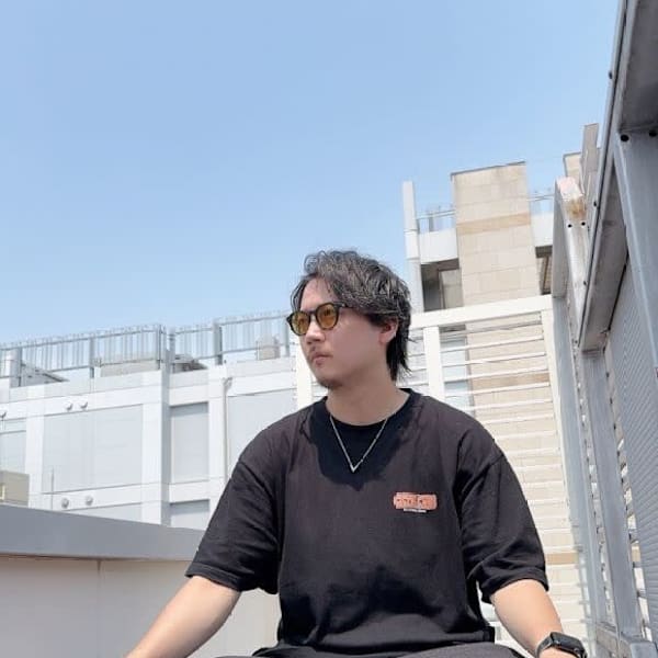 _WHITE 天神店【アンダーバーホワイトテンジンテン】のスタッフ紹介。土田 ゆうだい
