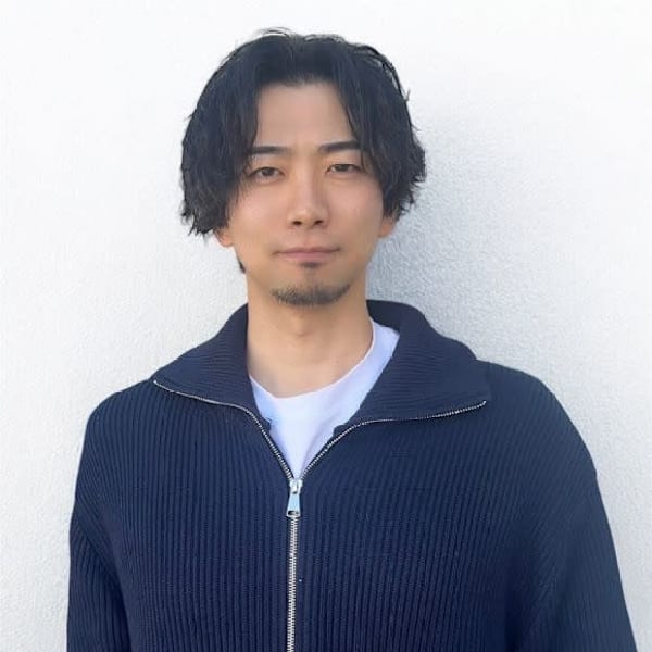 _WHITE 天神店【アンダーバーホワイトテンジンテン】のスタッフ紹介。宮崎 亮