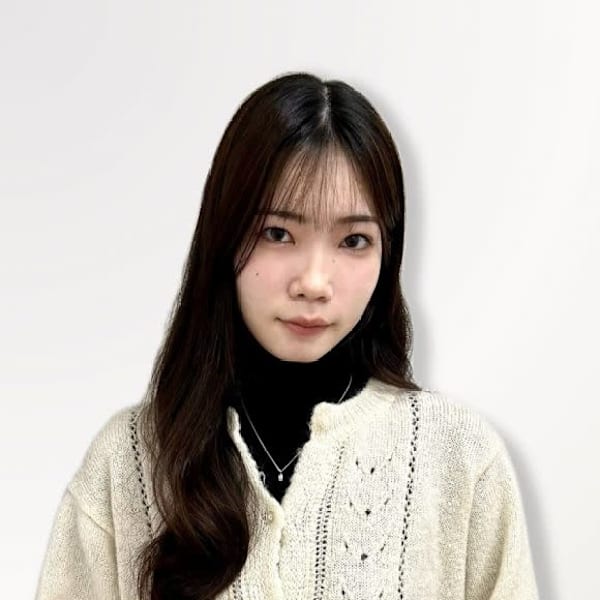 アイブロウサロン i'm 池袋西口店【眉毛専門店】【アイブロウサロン アイム イケブクロニシグチテン】のスタッフ紹介。モモコ 