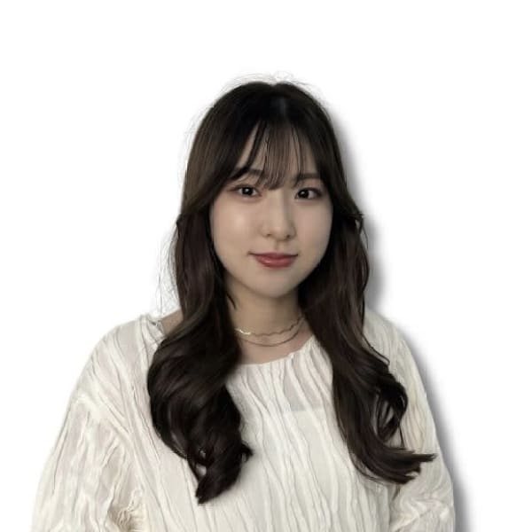 アイブロウサロン i'm 池袋西口店【眉毛専門店】【アイブロウサロン アイム イケブクロニシグチテン】のスタッフ紹介。アカネ 
