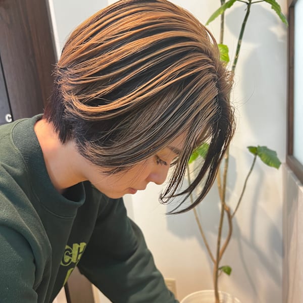 ショートボブ×アンブレラカラー