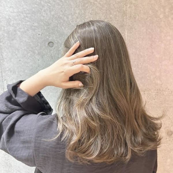 オリーブハイライトカラー☆|LAID BACK