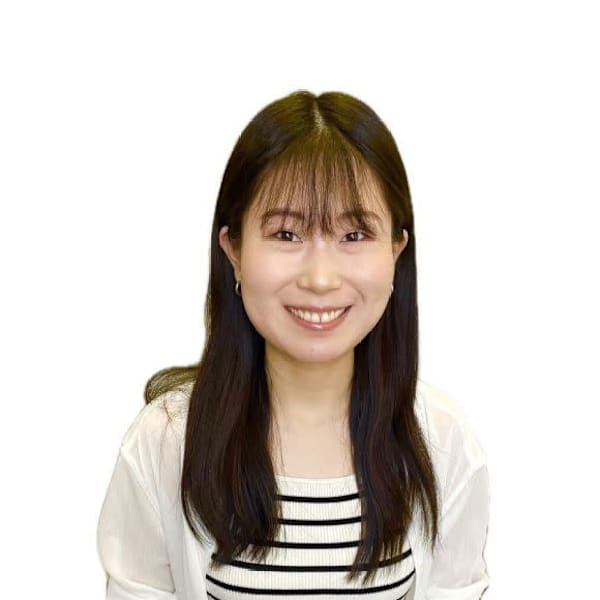 アイブロウサロン i'm 西宮北口店【眉毛専門店】【アイブロウサロン アイム ニシノミヤキタグチテン】のスタッフ紹介。エリ 
