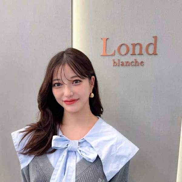 Lond blanche 錦糸町北口【ロンドブランシュ キンシチョウキタグチ】のスタッフ紹介。Tomomi韓国 顔まわり