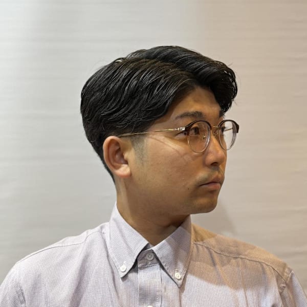 大人のシチサンビジネスヘア|R de beaute