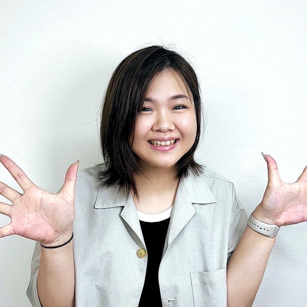 ジェルネイル専門店 NICE NAIL センター南店 【ナイスネイル】【ジェルネイルセンモンテン ナイスネイル センターミナミテン】のスタッフ紹介。セキ