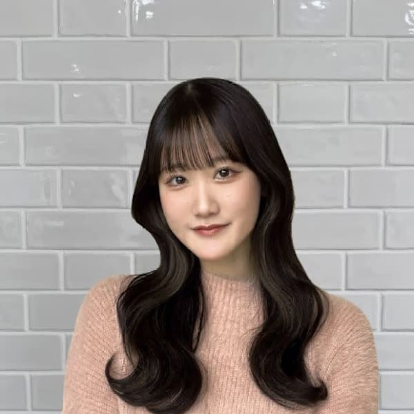 全席個室美容室 Zina 西新 髪質改善&トリートメント【ジーナ フクオカニシジン カミシツカイゼン トリートメント】のスタッフ紹介。中村 ちなり