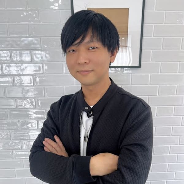 全席個室美容室 Zina 西新 髪質改善&トリートメント【ジーナ フクオカニシジン カミシツカイゼン トリートメント】のスタッフ紹介。シノハラ トシツグ