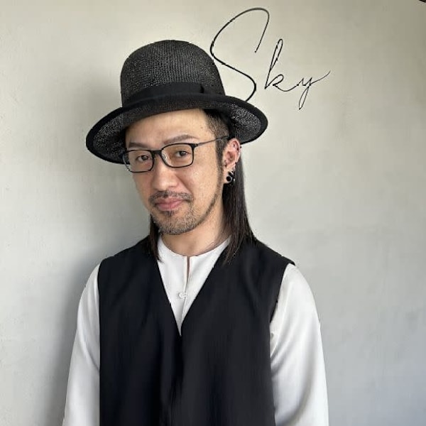 Sky 船堀 髪質改善個室サロン【スカイフナボリカミシツカイゼンコシツサロン】のスタッフ紹介。村上