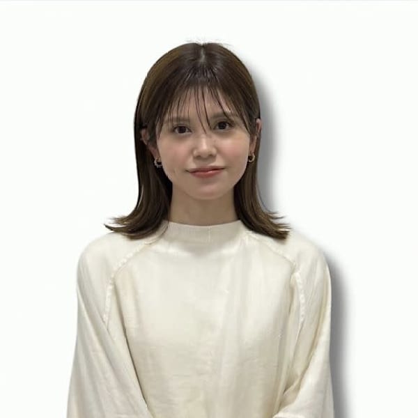 アイブロウサロン i'm 横浜店【眉毛専門店】【アイブロウサロン アイム ヨコハマテン マユゲセンモンテン】のスタッフ紹介。マナエ 