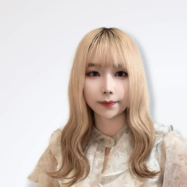 アイブロウサロン i’m 大宮東口店【眉毛専門店】【アイブロウサロンアイム オオミヤヒガシグチテン マユゲセンモンテン】のスタッフ紹介。ウナ