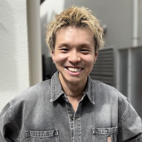 em HAIR 【エムヘアー】【エムヘアー】のスタッフ紹介。鈴木貴彦 [下北沢駅]
