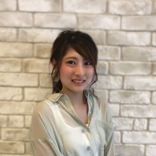 CLOE by LUVISM 女池店【クロエバイラヴィズム メイケテン】のスタッフ紹介。柴山 彩香