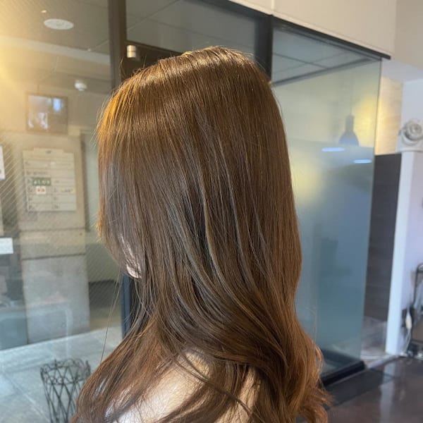 オリーブベージュ|半個室型美容室 Sourire 赤坂店