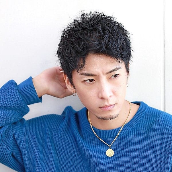 『大人爽やかショート』　ツーブロック　前髪上げ　刈り上げ