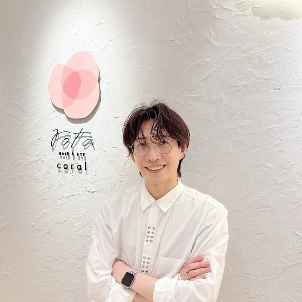 HAIR&EYE rota coral 大野田店【ヘアアンドアイ ロタ コーラル オオノダテン】のスタッフ紹介。三浦 健祐